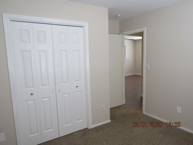 Building Photo - 7802 Wolf Dr