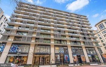 Building Photo - 925 H St NW