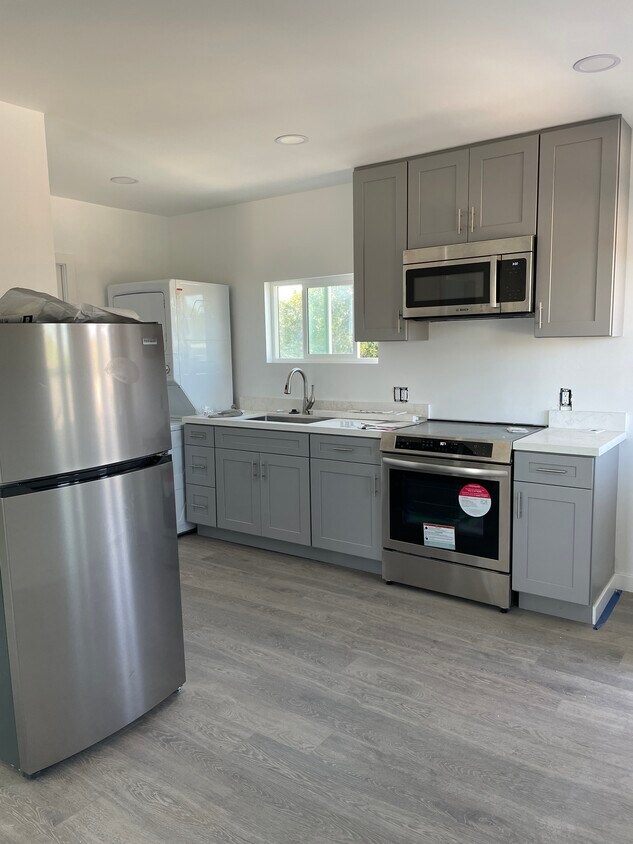 Foto principal - 6216 Seaborn St