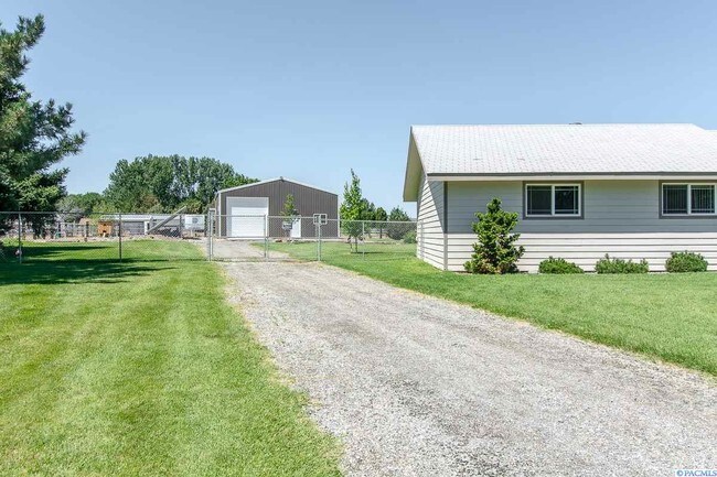 Foto del edificio - 624 S Harrison St