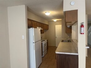 Building Photo - 15411 Weldon Dr