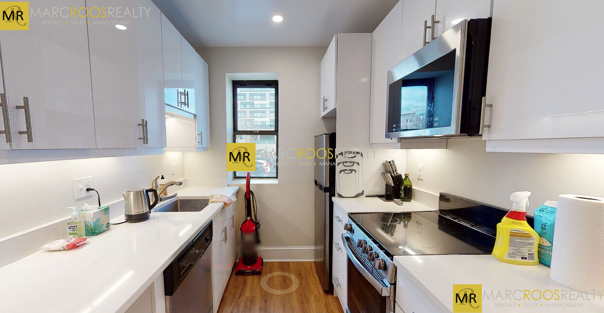 Foto principal - 845 Beacon St