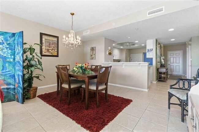 Foto del edificio - 8921 Lake Dr