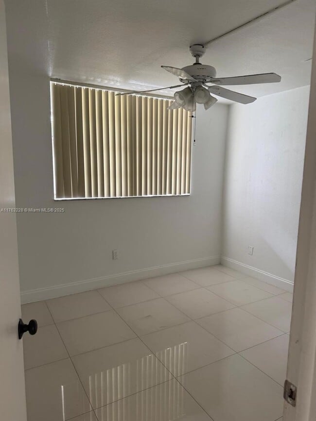 Foto del edificio - 14185 SW 87th St