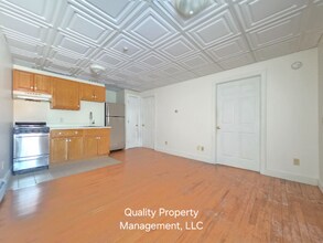 Building Photo - 128 Hammond St