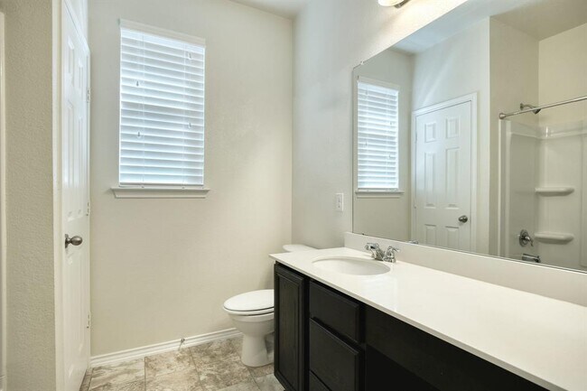 Foto del edificio - 13813 James Garfield St