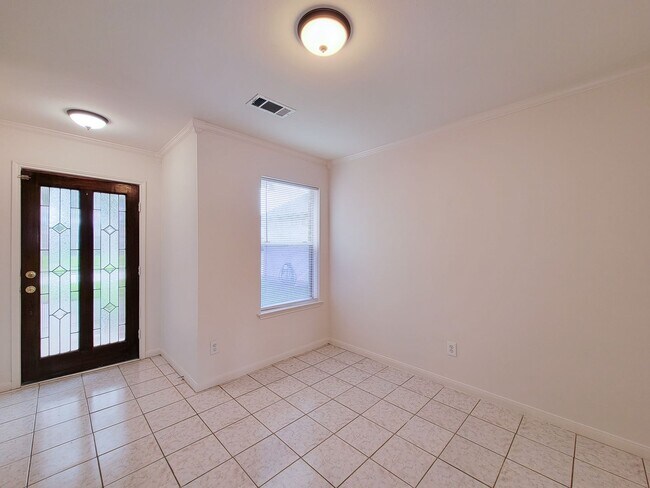 Building Photo - Immaculate home with new front landscaping, tiled entry, neutral colors. Wood Deck perfect for ba...