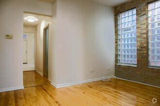 1400 W Taylor Apt 5 - Harris Point Chicago