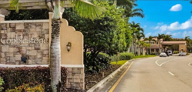 Foto del edificio - 916 SW 147th Ave