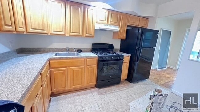 Foto del edificio - 2070 E 55th St