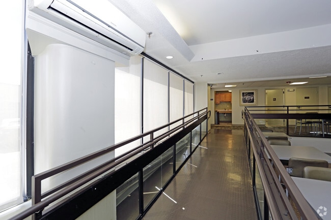 Building Photo - Heritage House Senior Apartments 62+