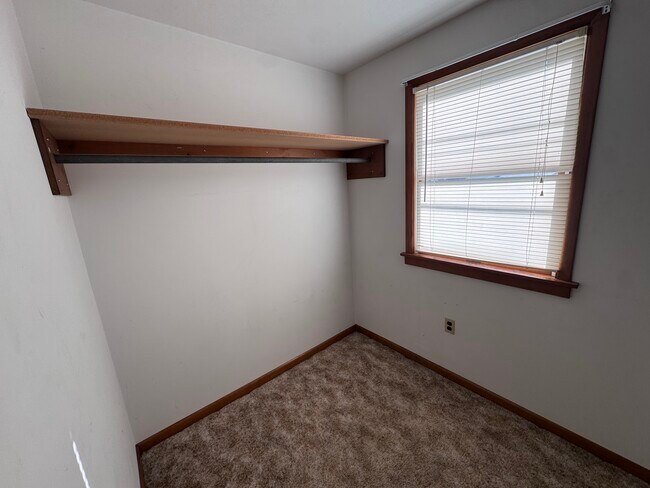 Foto del edificio - 36 Wilkes Ln
