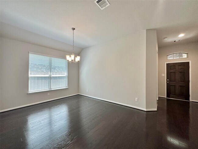 Foto del edificio - 28707 Forest Pass Ln