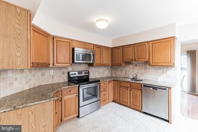 Foto del edificio - 48 Stonehurst Ct