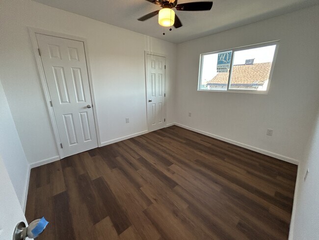 Foto del edificio - 3318 Broadway St