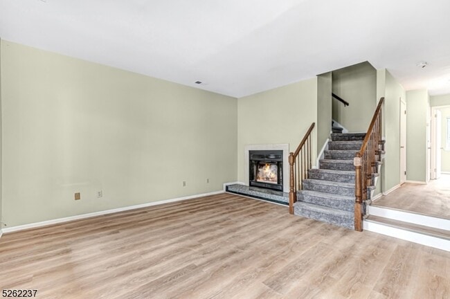Building Photo - 78 Academy Ct