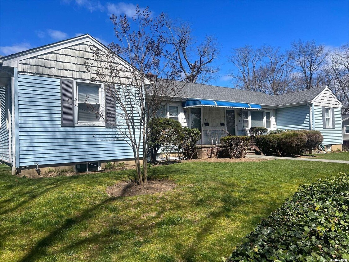 Primary Photo - 38 Cromwell Pl