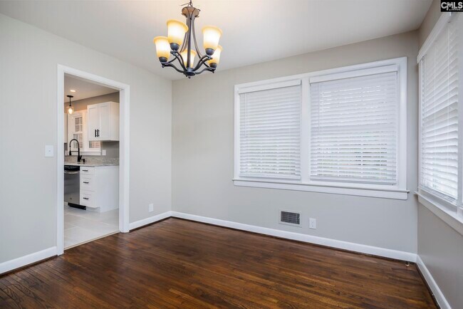 Foto del edificio - 152 Arcadia Springs Cir