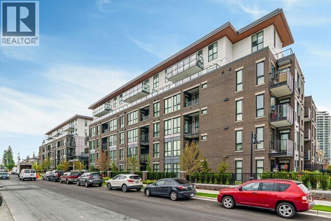 Building Photo - 750 Dogwood St