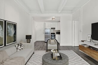 Building Photo - Edwards Apartments