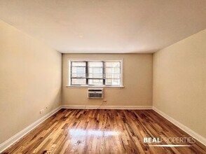 Building Photo - 555 W Arlington Pl