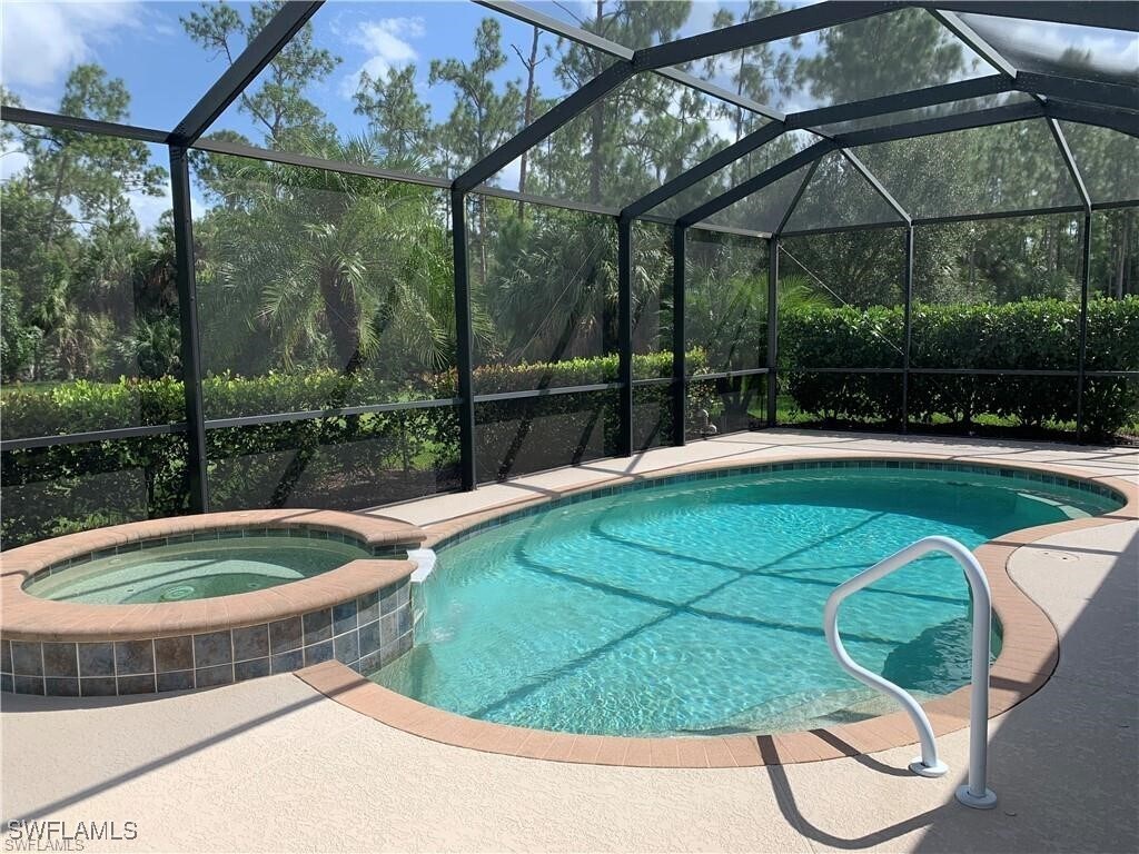Foto principal - 8088 Piedmont Dr