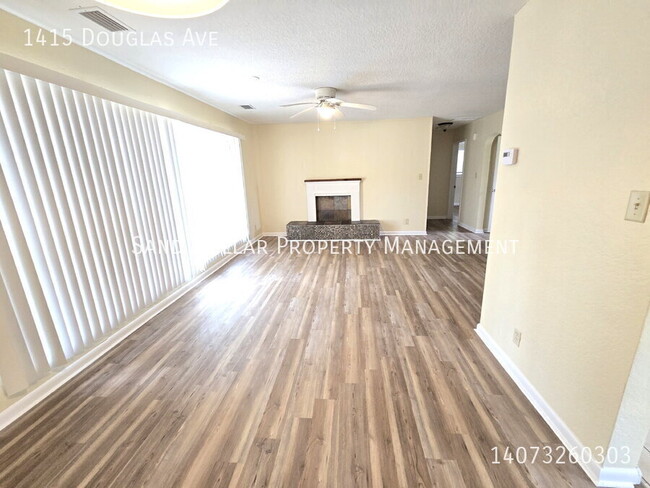 Foto del edificio - 1415 Douglas Ave