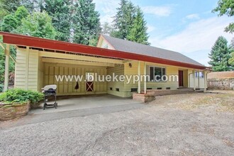 Building Photo - 13258 Clackamas River Dr