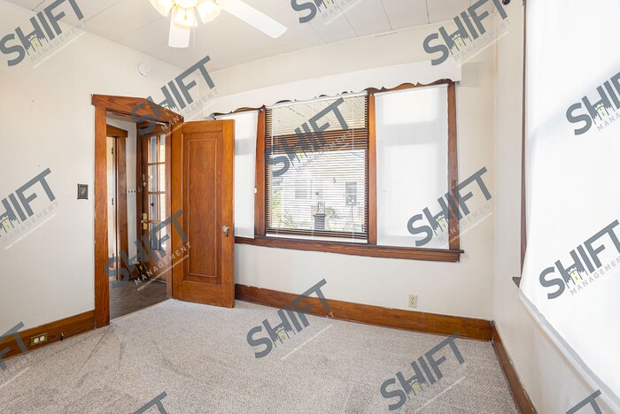 Foto principal - 410 Marion Place #1 -- Cozy bottom Unit