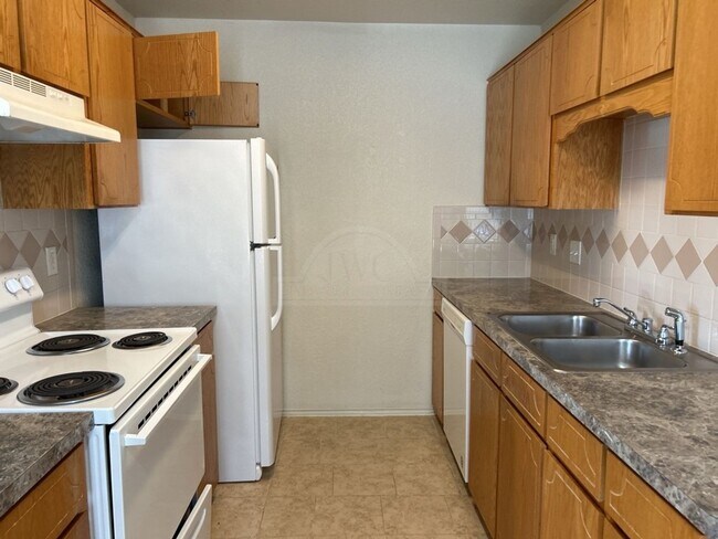 Foto del edificio - 1505 Dugger Cir