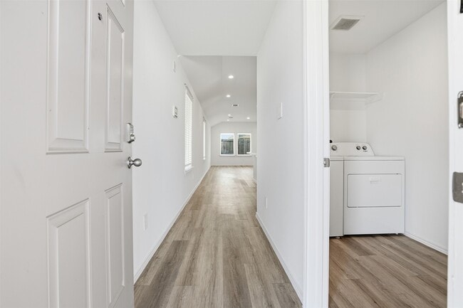 Building Photo - 12214 Ridge River Ln