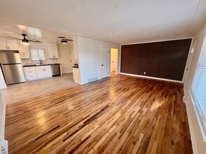 Building Photo - 417 S Owens St