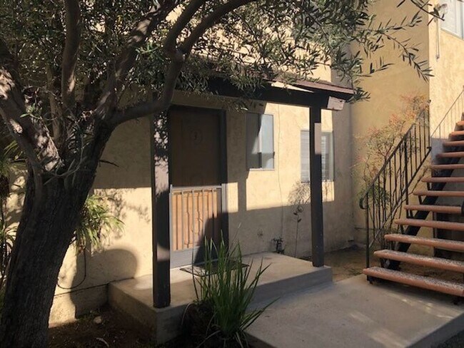 Foto del edificio - 22904 Maple Ave