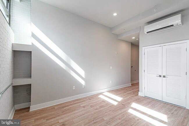 Foto del edificio - 1300 S 19th St