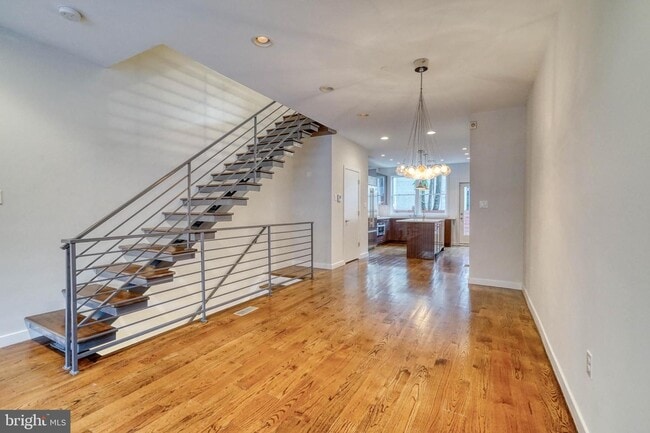 Building Photo - 728 S 18th St