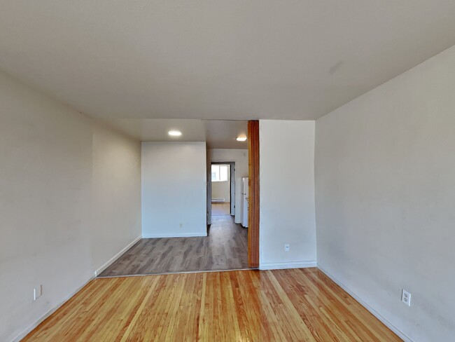 Building Photo - 1560 Jackson St