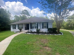 Building Photo - 591 Ridge Lake Rd