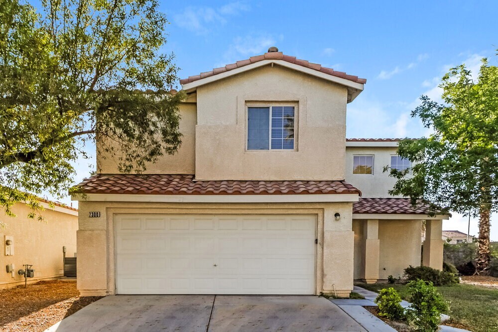 Foto principal - 7300 Lost Shadow Ct