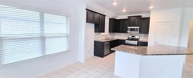 Foto del edificio - 2625 Hillrich Dr