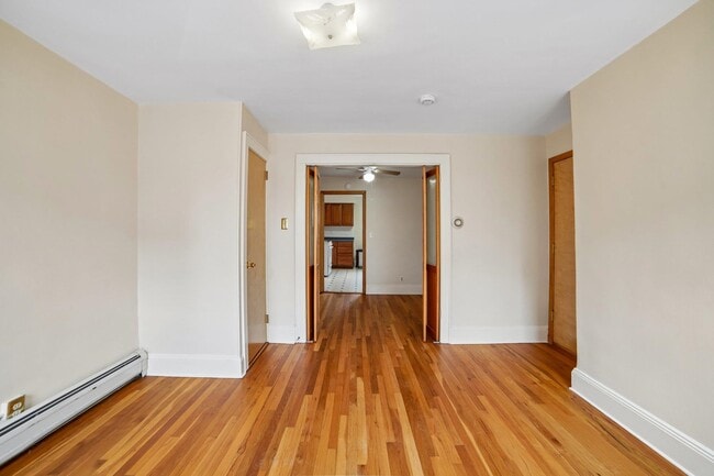 Building Photo - 438 2nd St