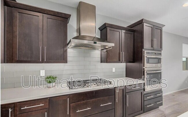 Building Photo - 12707 W Caraveo Pl