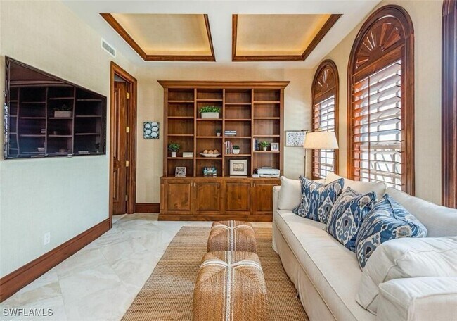 Foto del edificio - 4000 Gulf Shore Blvd N