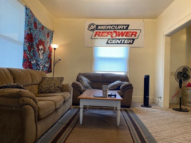 Foto del edificio - Downtown - 3 Bedroom House - Available 05/...