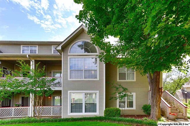 Foto del edificio - 1085 Stones Throw Dr NW