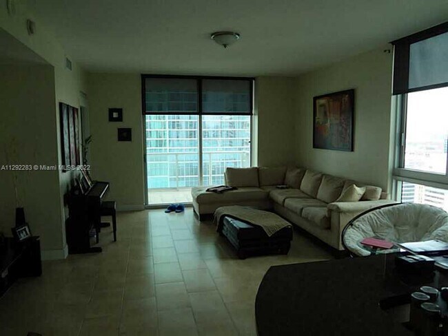 Building Photo - 300 Biscayne Blvd