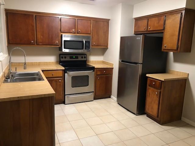 Foto del edificio - 9313 Panhandle Ct