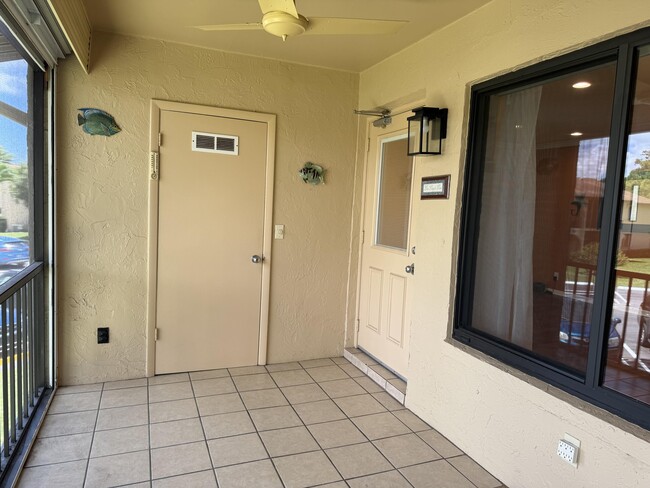 Building Photo - 229 Pine HOV Cir