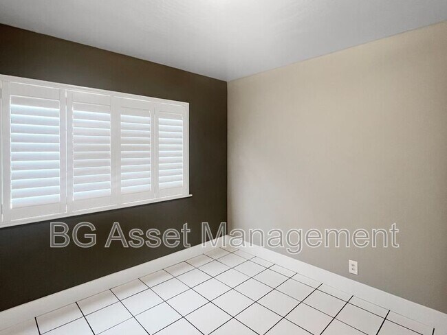 Building Photo - 1529 23rd St