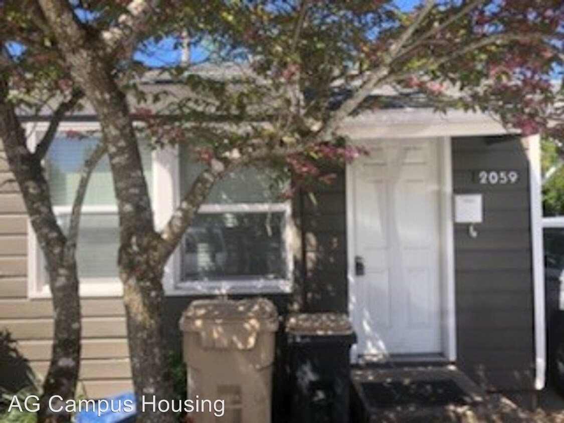 Foto principal - 2057-2059 NW Jackson Ave
