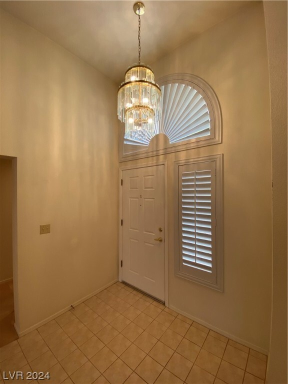 Building Photo - 2449 Desert Butte Dr